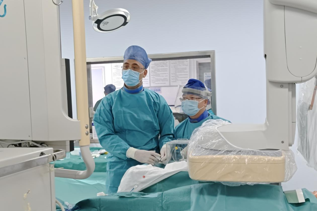 【肿瘤与血管介入微创治疗中心·医疗案例】“钇”针击破癌细胞，助肝癌患者重燃希望